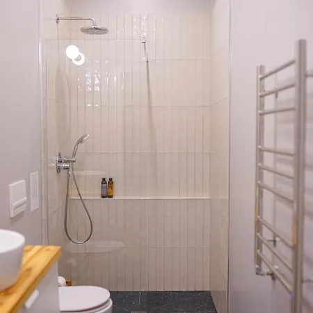 Spacious Brand New Modern In Old Town * Рига