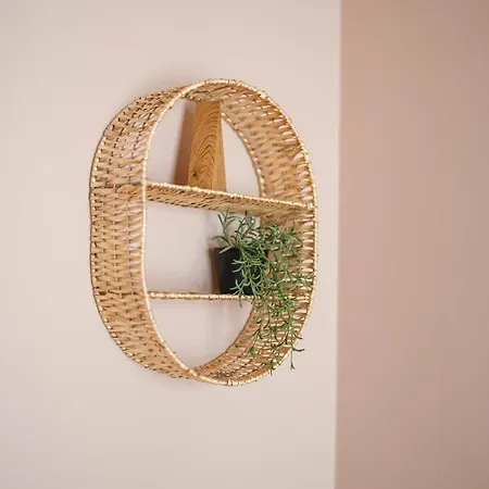 Spacious Brand New Modern In Old Town *